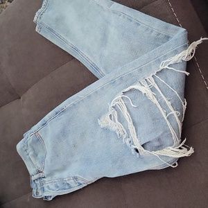 🧹Ripped jeans🧹